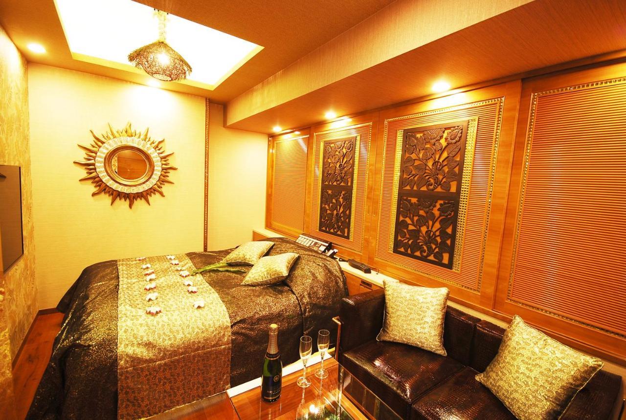 Hotel Sara Kinshicho (Adults Only) Токио Экстерьер фото